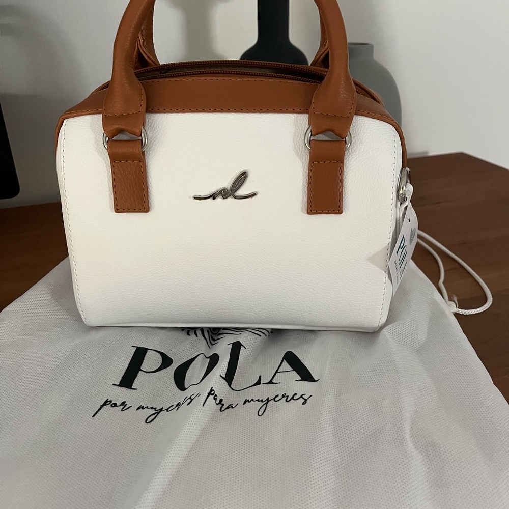 Naty London - Elegant POL Tan and Cream Crossbody Bag - Picture 2 of 6